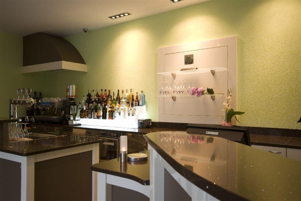 Hotel Lauro Gravedona Bagian luar foto